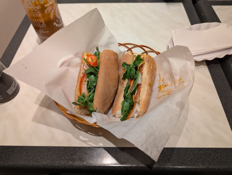 Bánh Mì Như Lan (Quận 1)